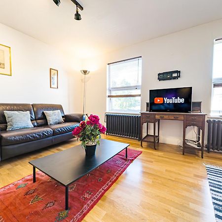 Hackney Central Houseshare Londra Exterior foto